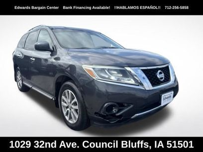 Used 2014 Nissan Pathfinder SV w/ Trailer Tow Package