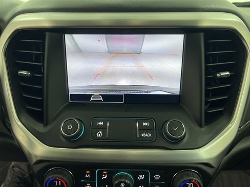 Used 2023 GMC Acadia SLE w/ LPO, Floor Liner Package image 12