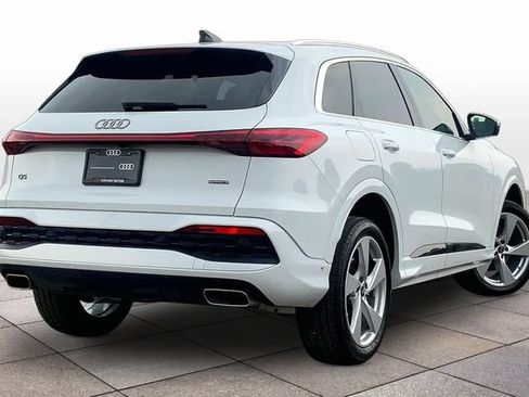 Used 2025 Audi Q5 Premium Plus w/ Premium Plus AWD/4WD image 13