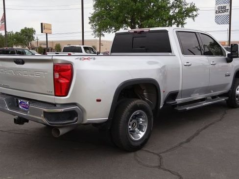 Used 2021 Chevrolet Silverado 3500 LTZ w/ LTZ Texas Edition image 18
