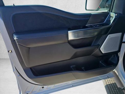 New 2025 Ford F150 Platinum w/ Equipment Group 702A High image 14