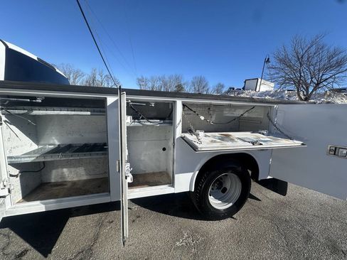 Used 2017 Ford F350 XL w/ Power Equipment Group image 8