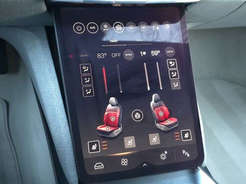 Used 2025 Lucid Air Pure image 31