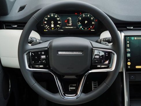 New 2026 Land Rover Discovery Sport Landmark AWD/4WD image 17
