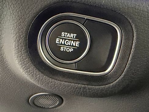 Used 2026 Mercedes-Benz GLE 450e 4MATIC image 26