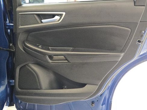 Used 2024 Ford Edge SEL AWD/4WD image 9