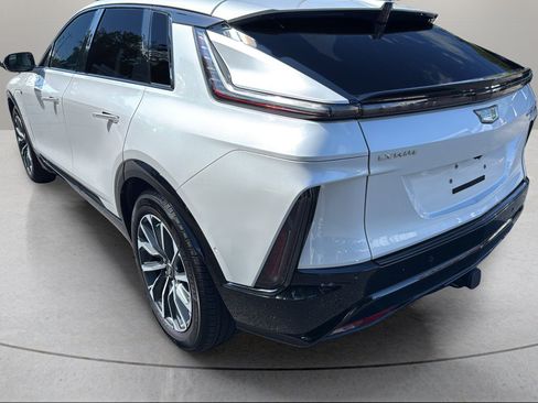 Certified 2024 Cadillac Lyriq Sport AWD/4WD image 10
