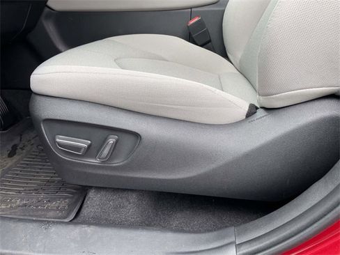 Used 2025 Toyota Grand Highlander FWD image 21