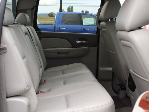 Used 2013 Chevrolet Silverado 1500 LTZ w/ LTZ Plus Package AWD/4WD image 20