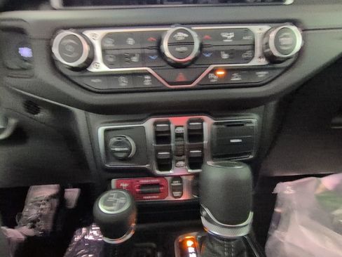 New 2026 Jeep Gladiator Rubicon AWD/4WD image 14