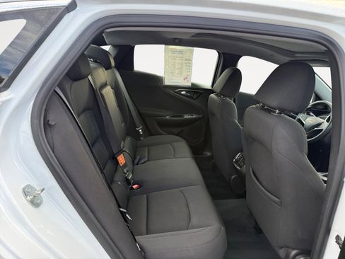 Used 2023 Chevrolet Malibu LT image 18