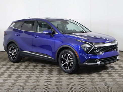 Certified 2023 Kia Sportage EX FWD image 2