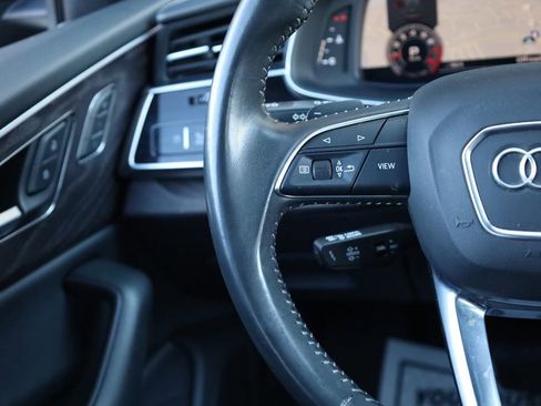 Used 2019 Audi Q8 Prestige image 31