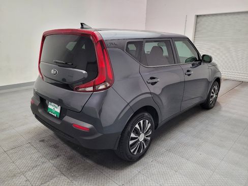 Used 2020 Kia Soul LX FWD image 9