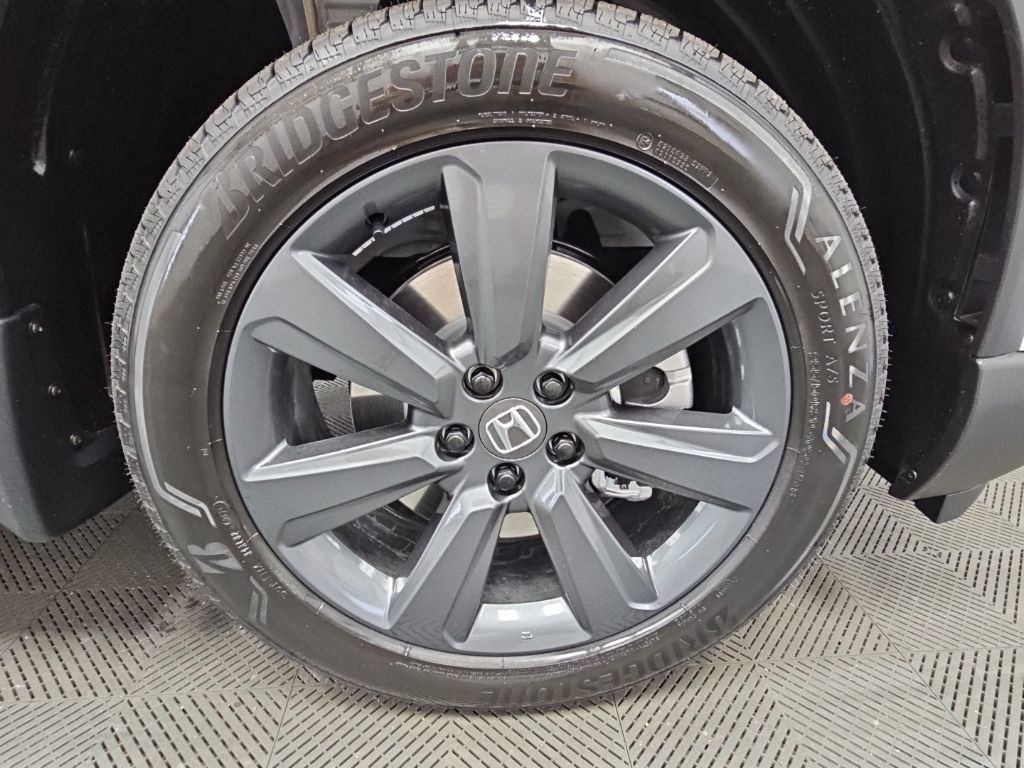 New 2026 Honda Pilot Sport image 47