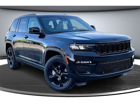 New 2025 Jeep Grand Cherokee Limited w/ Luxury Tech Group II AWD/4WD image 2