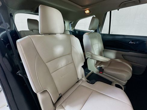 Used 2016 Honda Pilot Elite image 29
