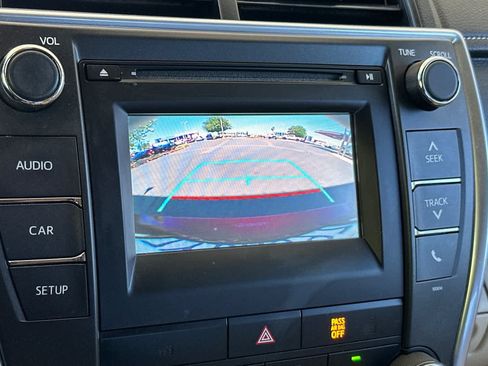 Used 2017 Toyota Camry LE FWD image 20