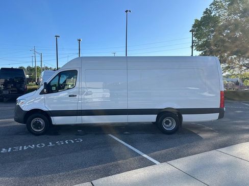 New 2025 Mercedes-Benz Sprinter 3500 image 7