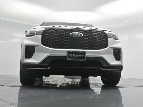 New 2026 Ford Explorer ST-Line RWD image 45