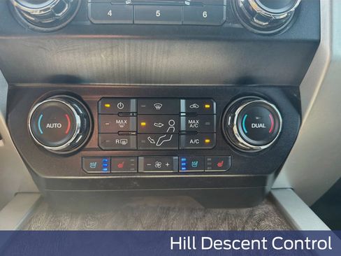 Used 2019 Ford F250 Lariat w/ Lariat Ultimate Package AWD/4WD image 21
