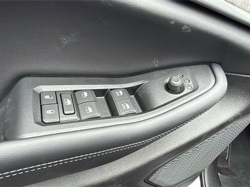 New 2026 Jeep Grand Cherokee Laredo image 17