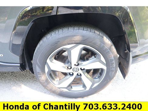 Used 2021 Toyota RAV4 SE w/ Weather & Moonroof Package AWD/4WD image 31