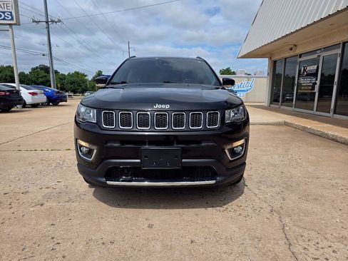 Used 2021 Jeep Compass Limited AWD/4WD image 2