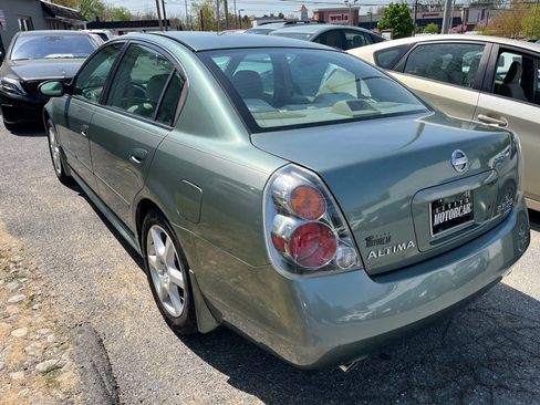 Used 2003 Nissan Altima 3.5 SE image 7