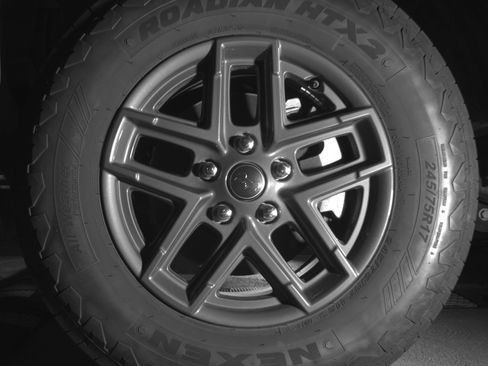 Used 2025 Jeep Wrangler Sport S AWD/4WD image 12