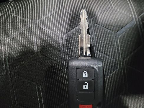 Used 2023 Mitsubishi Outlander Sport ES image 32