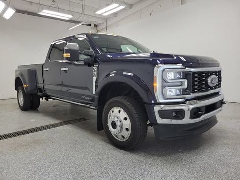 Used 2025 Ford F450 King Ranch w/ Chrome Package AWD/4WD image 2