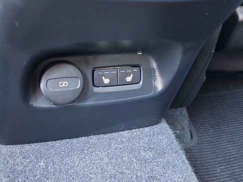 Used 2024 Volvo XC40 B5 Plus w/ Climate Package AWD/4WD image 23