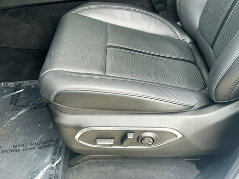 Used 2025 Jeep Wagoneer Series II image 19