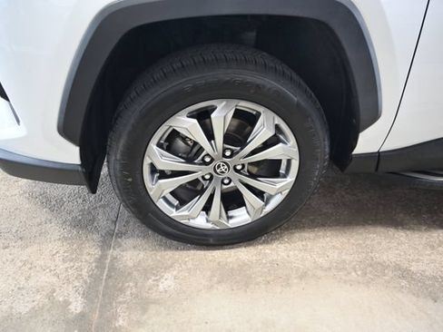 Used 2023 Toyota RAV4 Limited AWD/4WD image 30