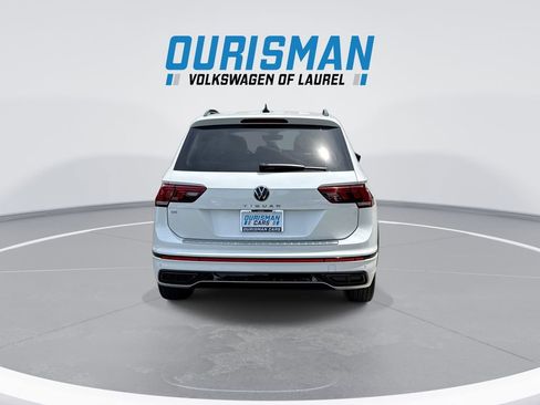 Used 2023 Volkswagen Tiguan SE R-Line FWD image 7