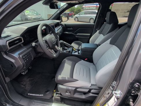 Certified 2026 Toyota Tacoma TRD Sport AWD/4WD image 17