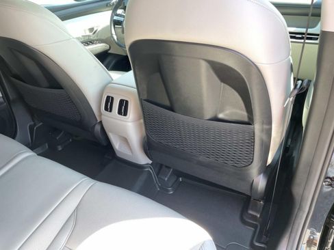 Used 2025 Hyundai Tucson Limited FWD image 16