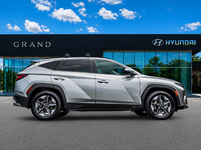 New 2026 Hyundai Tucson SEL FWD image 7