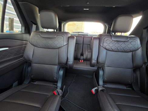 New 2026 Ford Explorer Platinum w/ LUX Leather Package AWD/4WD image 20