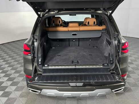 Used 2026 BMW X5 xDrive50e w/ Premium Package AWD/4WD image 7