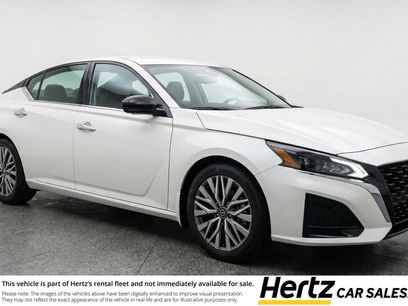 Used 2025 Nissan Altima 2.5 SV