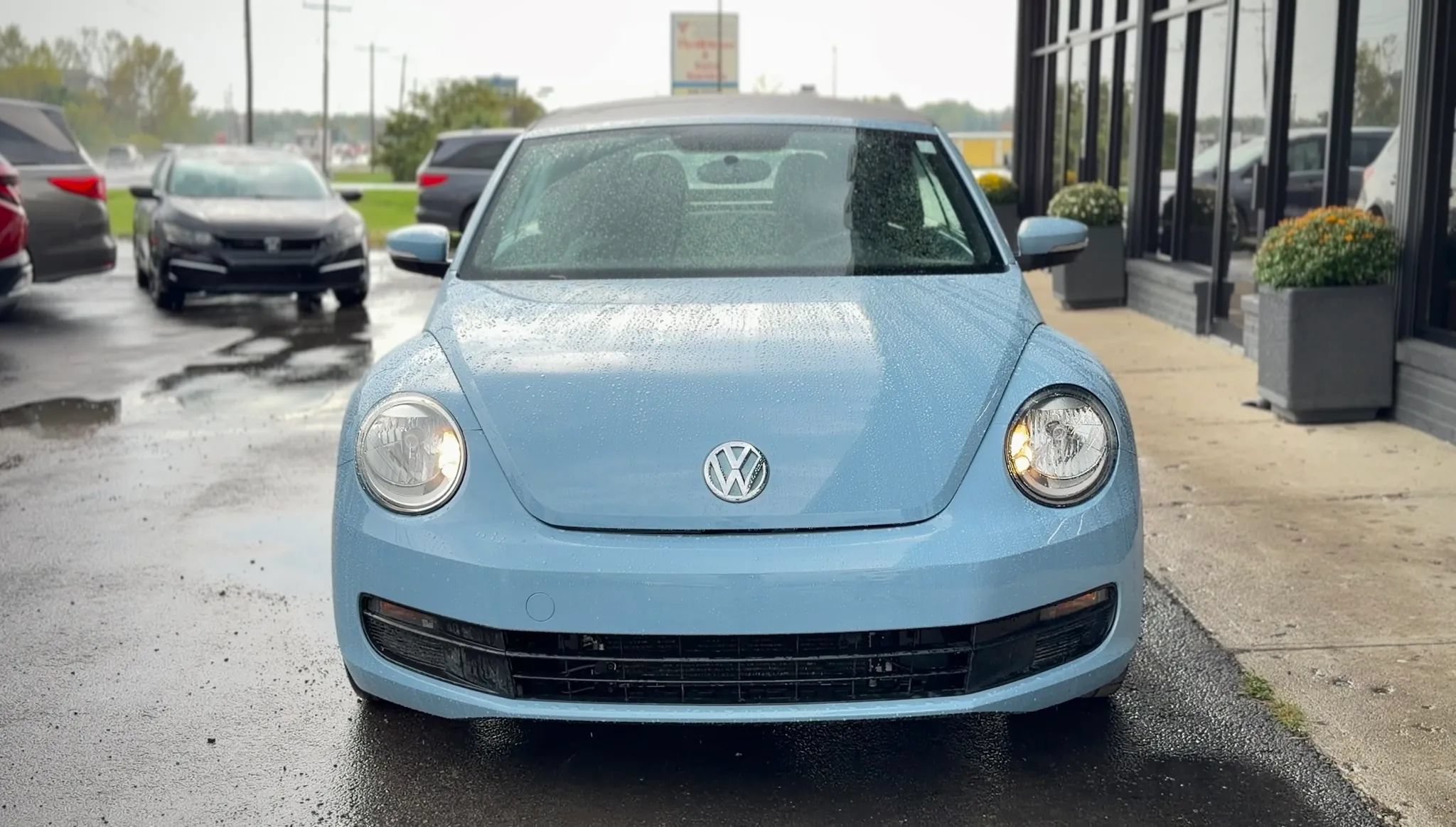 Used 2013 Volkswagen Beetle 2.5 FWD image 6