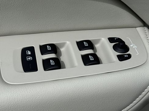 New 2026 Volvo XC60 B5 Ultra w/ Protection Package Premier image 15