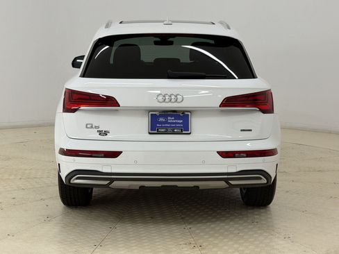 Used 2023 Audi Q5 2.0T Premium w/ Convenience Package AWD/4WD image 10