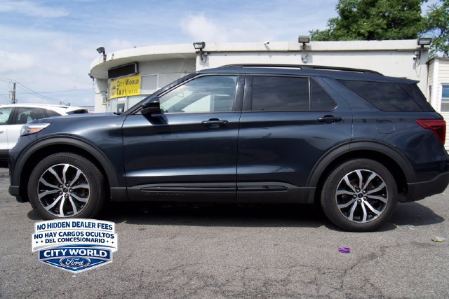 Used 2022 Ford Explorer ST-Line RWD image 5