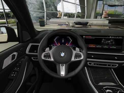 Used 2026 BMW X7 xDrive40i w/ M Sport Package image 42