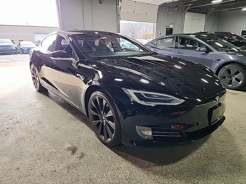 Used 2019 Tesla Model S Performance image 11
