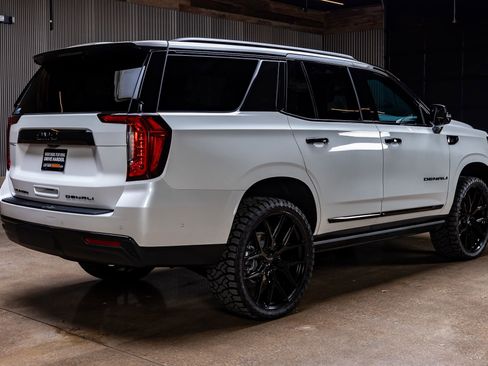 Used 2024 GMC Yukon Denali Ultimate image 10