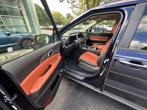 New 2026 Kia Carnival EX image 36